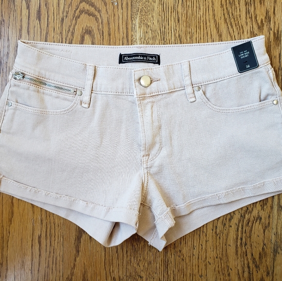 Abercrombie & Fitch Pants - Abercrombie and Fitch Pink Low Rise Shorts